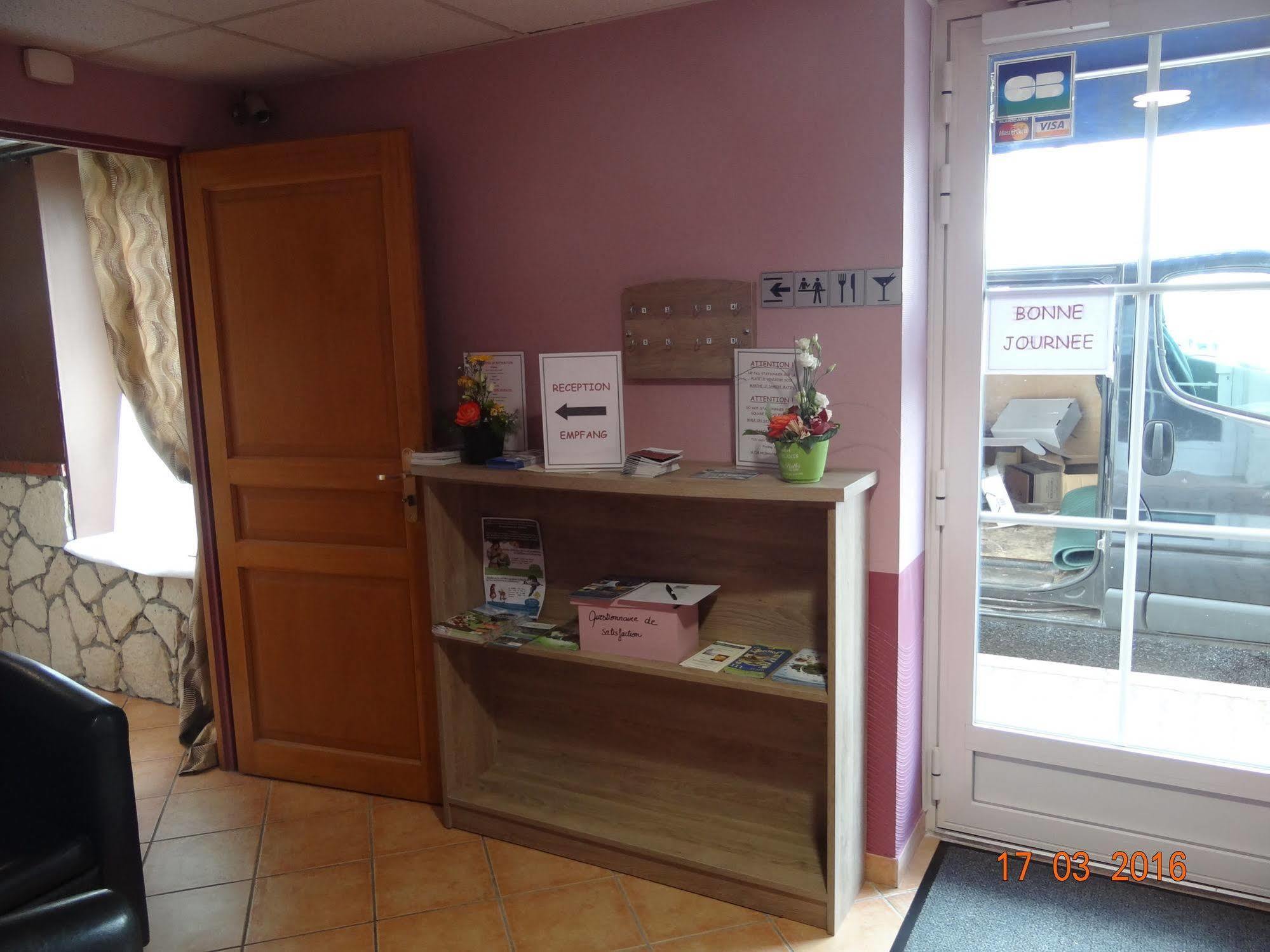 Hotel Du Commerce Châtillon-sur-Chalaronne Zewnętrze zdjęcie